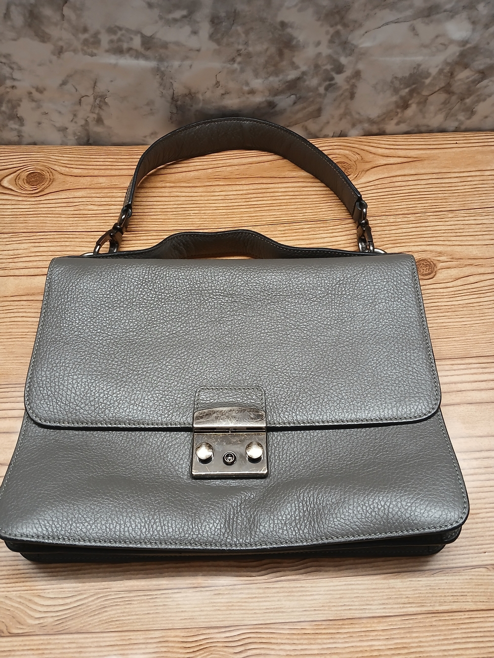 Barbara Giganti Gray Leather Shoulder Bag with Silver Hardware